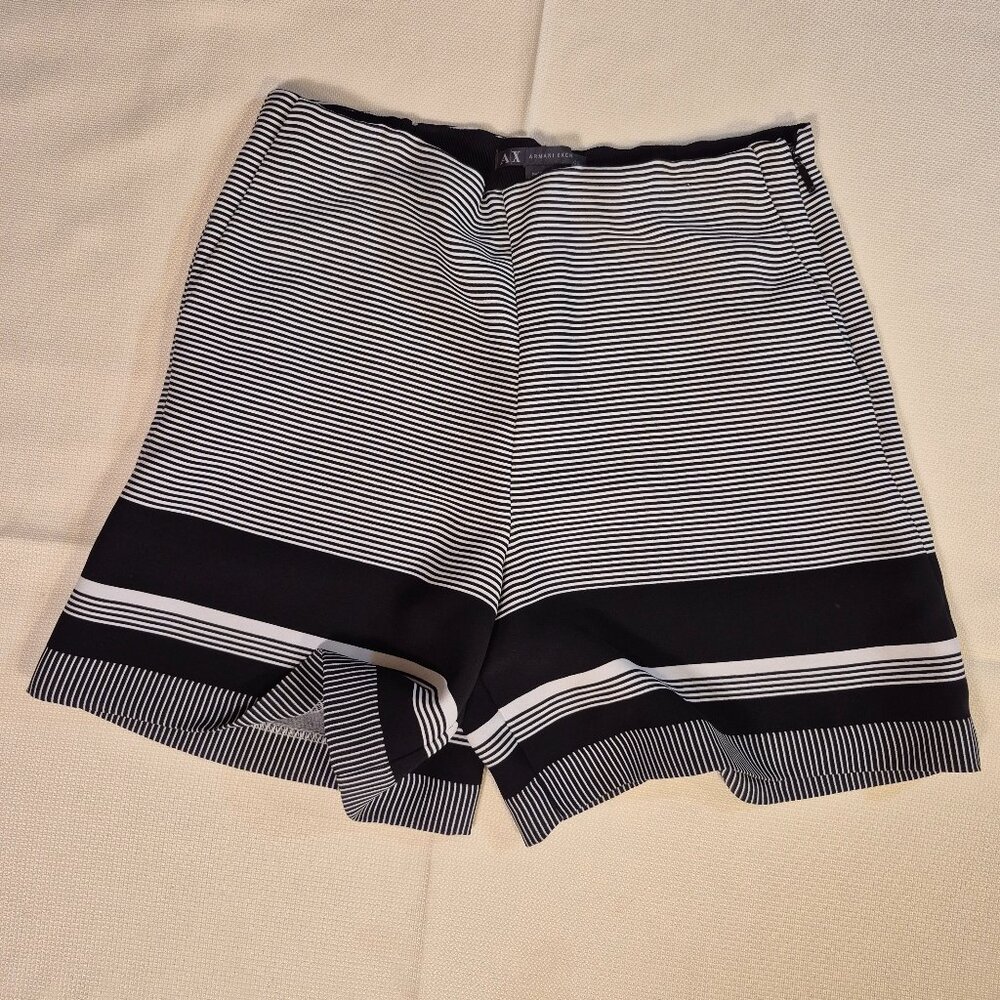 ARMANI EXCHANGE high waisted black and white shorts